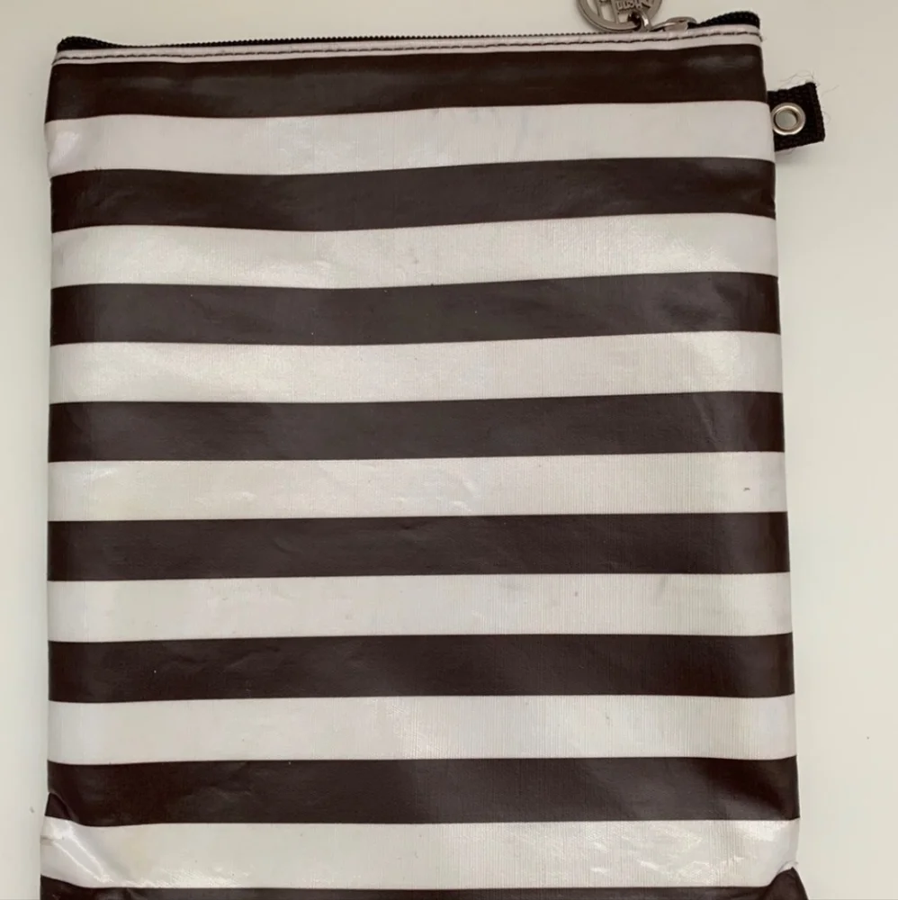 Henri Bendel Ipad Case with Red Design